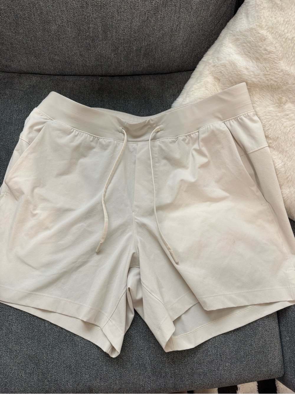 lululemon athletica Men's Drawstring Athletic Shorts in Light Cream